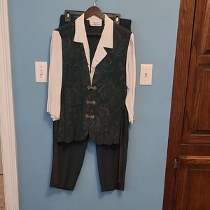 Elegant Green and White Pantsuit